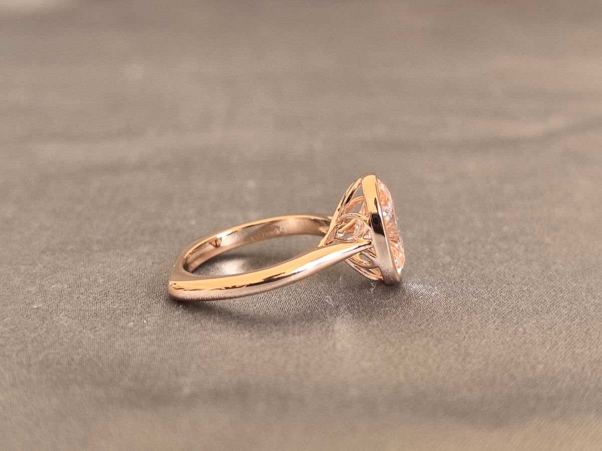 Juno Diamond OV-092 | 3 Carat Baby Pink Oval Lab-Grown Diamond Ring with Sculptural Bezel Setting in Yellow Gold Ring