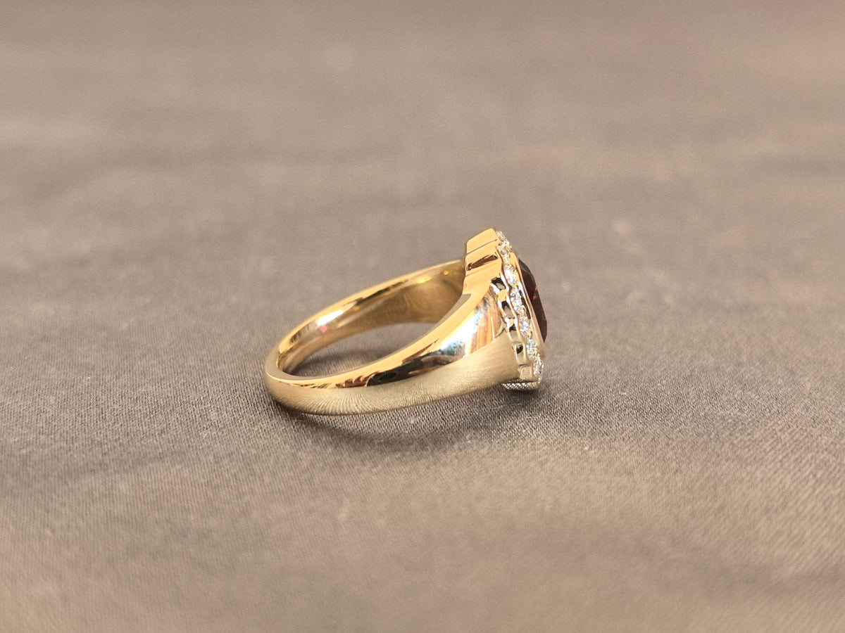 Juno Diamond OV-093 | 1 Carat Oval-Cut Lab-Grown Diamond Halo Ring Ring