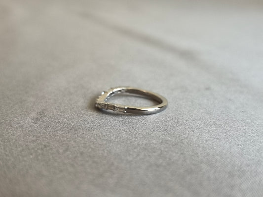 Juno Diamond MX-041 | Alternating Round and Emerald-Cut Lab-Grown Diamond Tapered Band Ring Ring