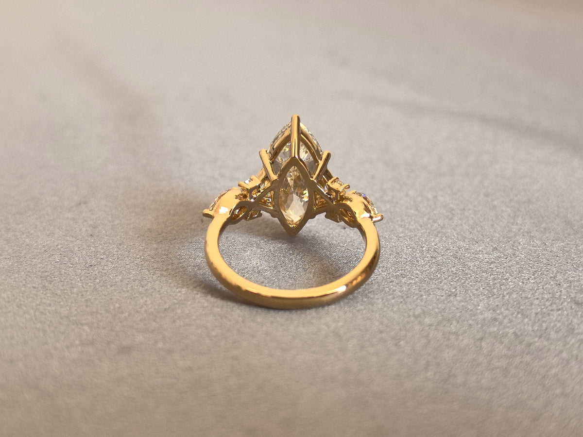Juno Diamond MX-044 | 4 Carat Pear-Shaped Lab-Grown Diamond Tapered Marquise Shoulder Ring in Yellow Gold Ring
