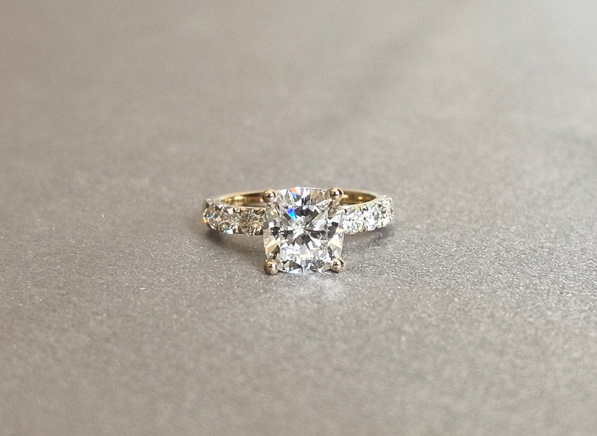 Juno Diamond CU-032 | 3 Carat Oval-Cut Lab-Grown Diamond Halo Ring with Pavé Band Ring