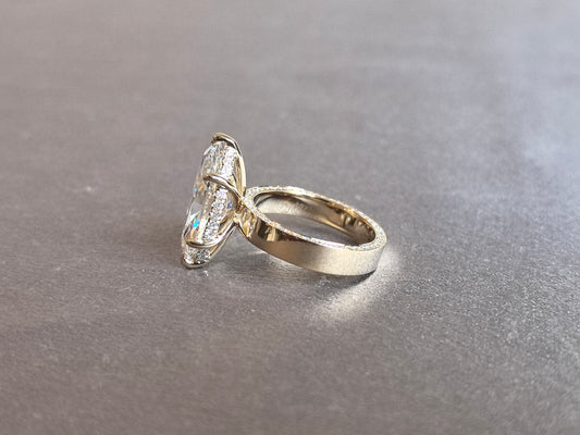 Juno Diamond MA-092 | 6 Carat Marquise-Cut Lab-Grown Diamond Pavé-Edge Wide Band Ring Ring