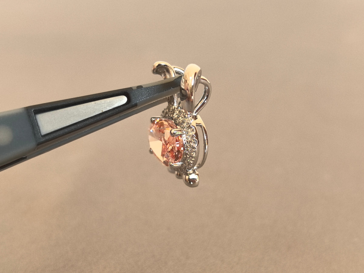 Juno Diamond P-024 | 3 Carat Pink Oval Lab-Grown Diamond Rabbit-Ear Halo Pendant Pendant