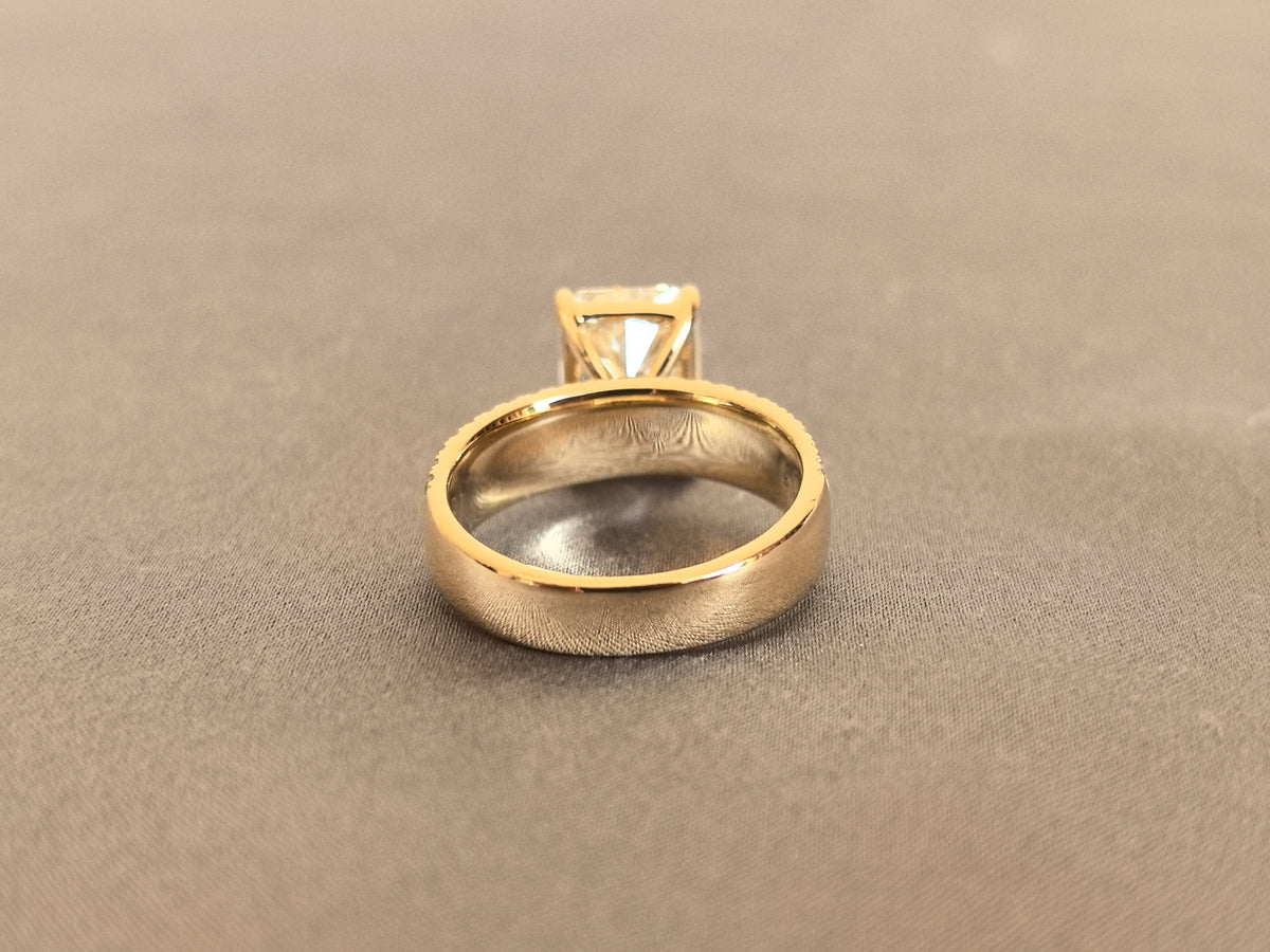 Juno Diamond RD-033 | 4 Carat Radiant-Cut Lab-Grown Diamond Split-Level Wide Band Ring Ring