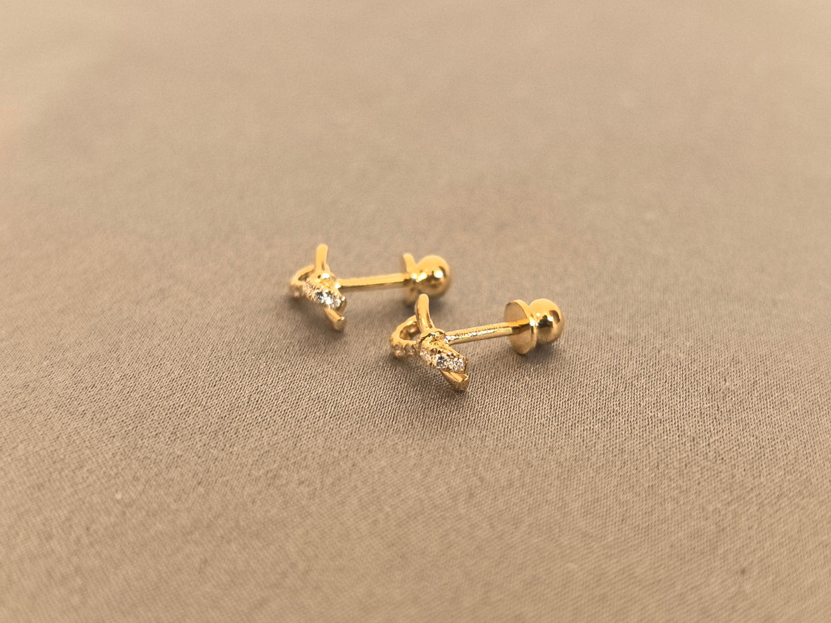 Juno Diamond E-069 | Lab-Grown Diamond Three-Petal Knot Stud Earrings Earrings