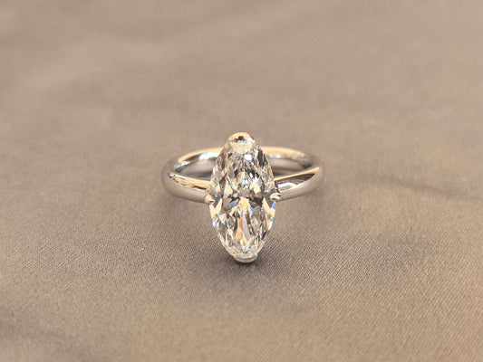 Juno Diamond MA-072 | Marquise Lab-Grown Diamond Ring With Pavé-Set Shoulders In White Gold