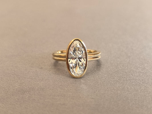 Juno Diamond MA-076 | 3 Carat Elongated Oval-Cut Lab-Grown Diamond Bezel Ring With Triple-Split Shank