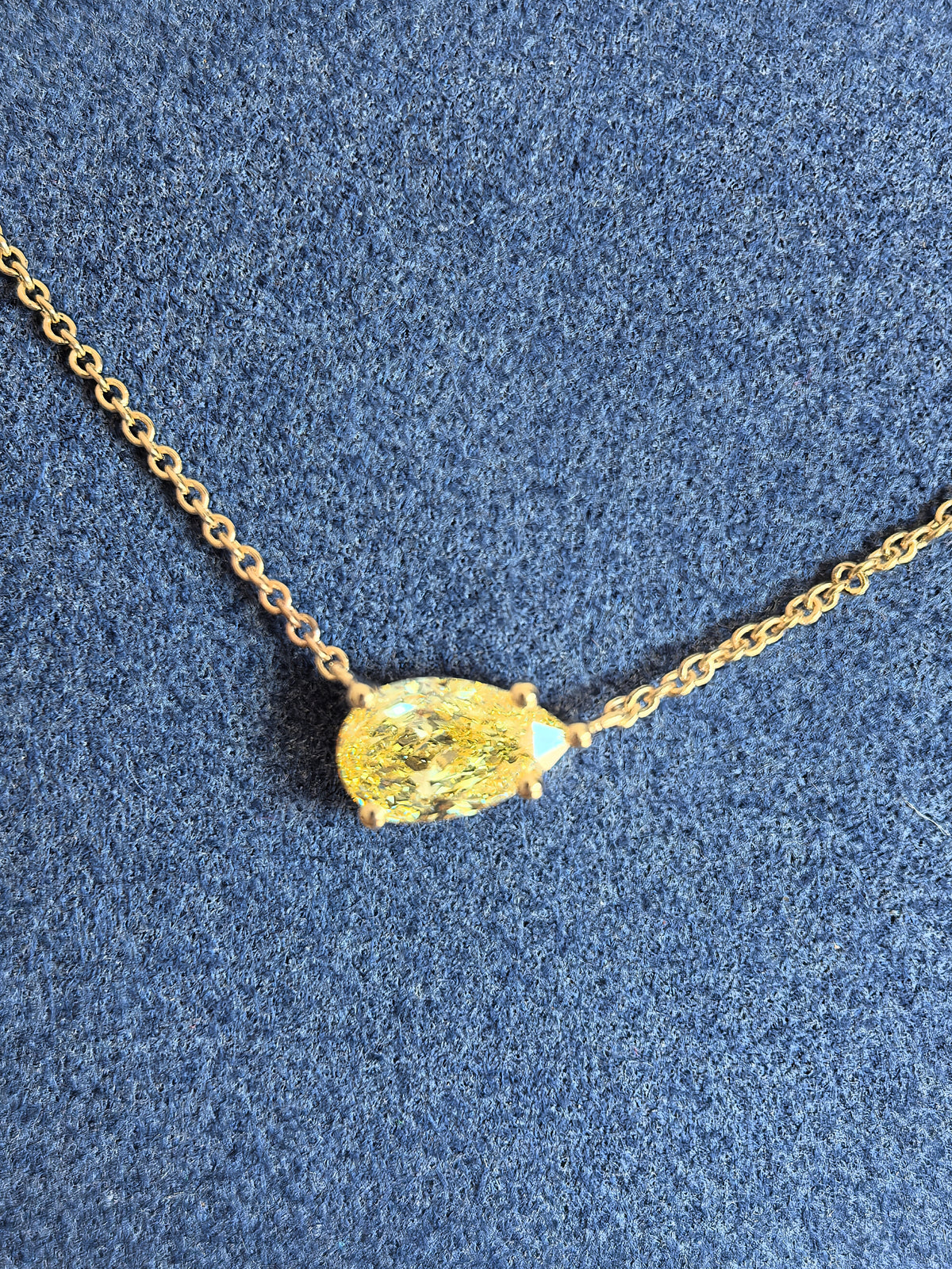 Juno Diamond N-024 | 1.5 Carat Yellow Pear-Cut Lab-Grown Diamond Suspended Three-Prong Necklace