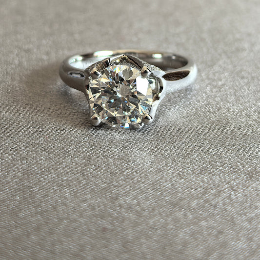 Juno Diamond RO-038 | 1 Carat Round Lab-Grown Diamond Pavé-Embellished Six-Prong Ring