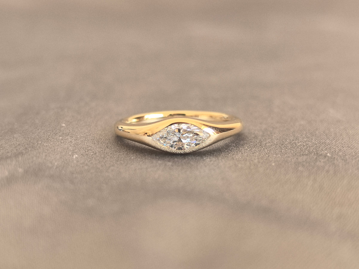 Juno Diamond MA-071 | Marquise Lab-Grown Diamond Bezel Ring In Yellow Gold With Sculpted Contour