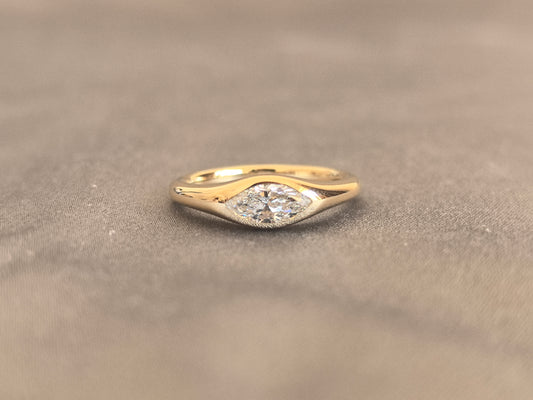 Juno Diamond MA-071 | Marquise Lab-Grown Diamond Bezel Ring In Yellow Gold With Sculpted Contour