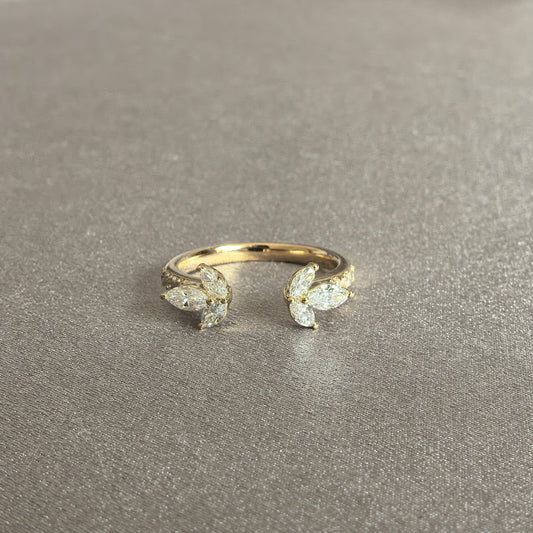 Juno Diamond MA-050 | Open Bypass Cluster Marquise-Cut and Round-Cut Lab-Grown Diamond Ring in Yellow Gold