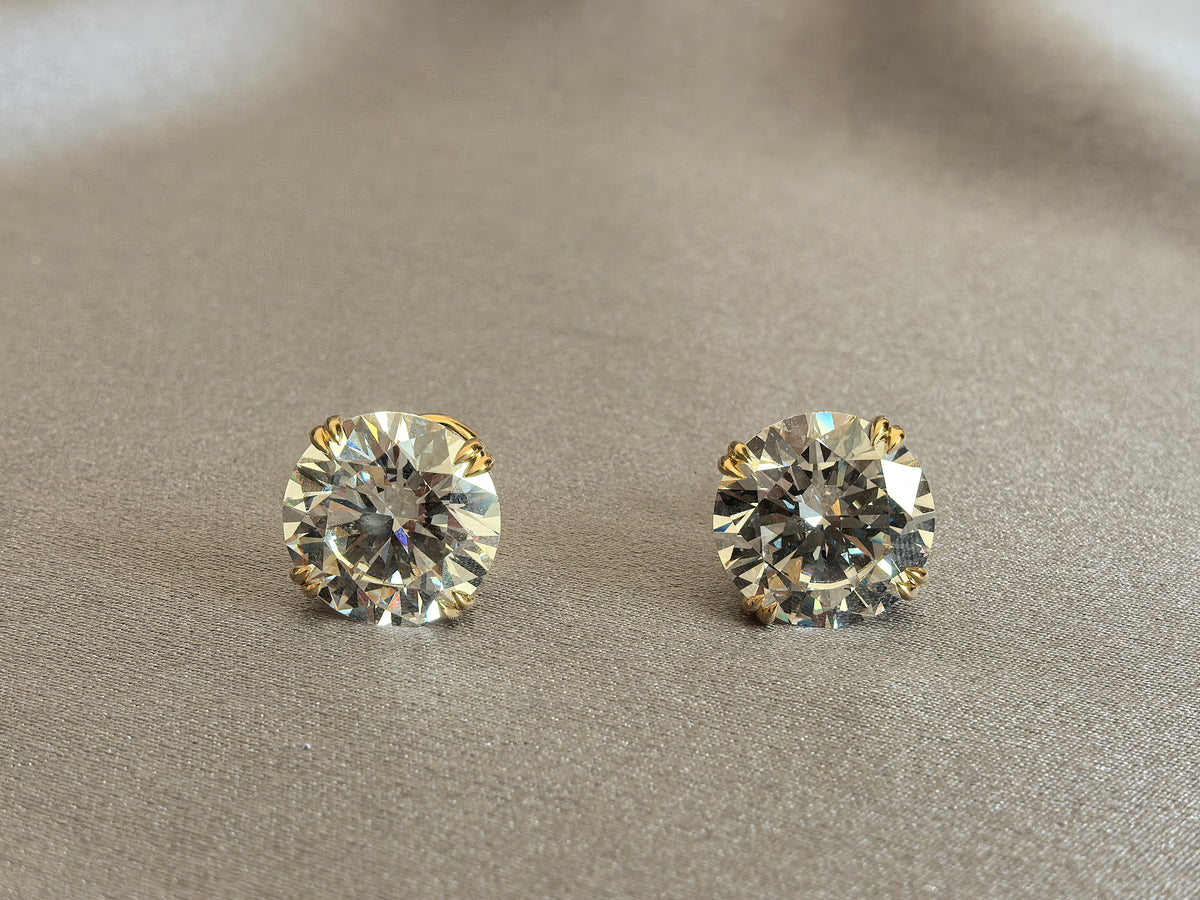 Juno Diamond E-034 | 2 Carat Round Lab-Grown Diamond Pavé-Set Stud Earrings