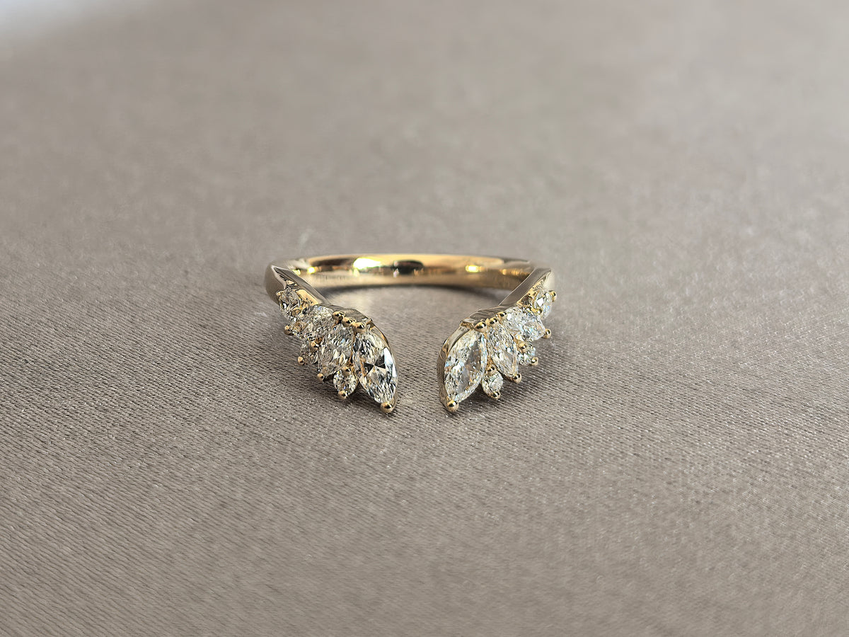 Juno Diamond MA-053 | Two-Stone Marquise-Cut Lab-Grown Diamond Ring With Graduated Marquise And Round Accent Diamonds