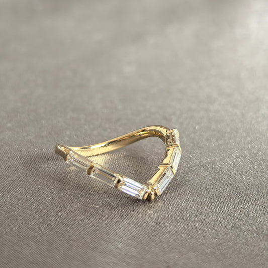 Juno Diamond BW-025 | Step-Cut Lab-Grown Diamond Chevron Band Band