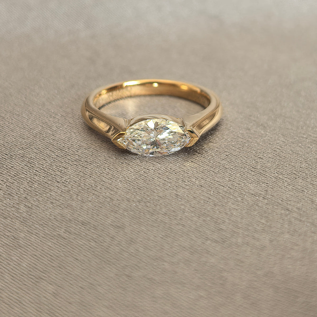 Juno Diamond MA-049 | 1 Carat Marquise-Cut Lab-Grown Diamond Partial Bezel Yellow Gold Ring