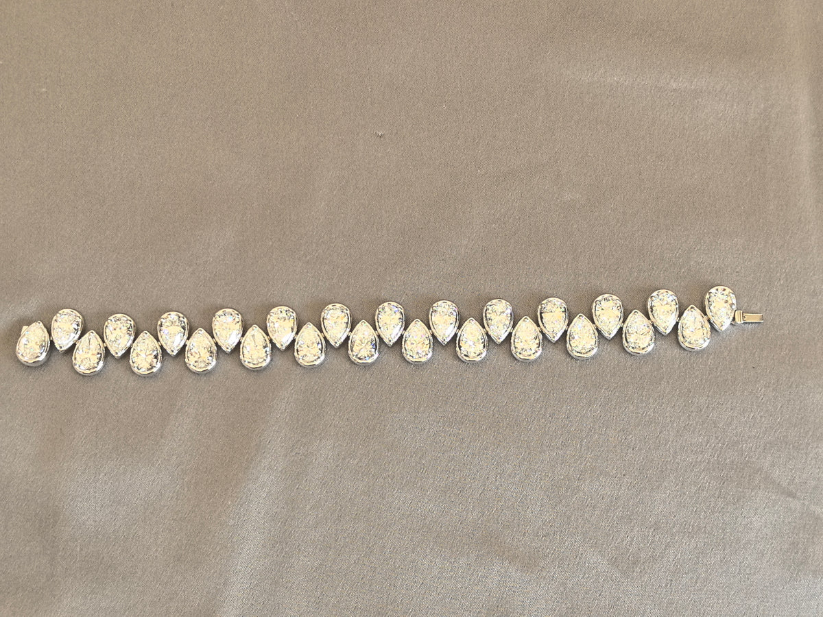 Juno Diamond B-046 | Pear And Round Mixed-Shape Lab-Grown Diamond Bezel Eternity Bracelet White Gold