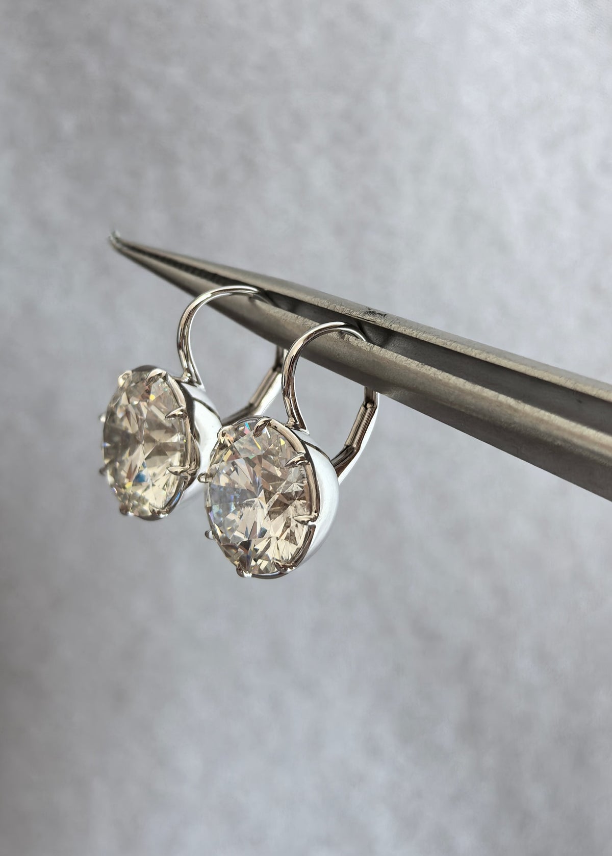 Juno Diamond E-037 | Suspended Twin 3 Carat Round-Cut Lab-Grown Diamond Earrings in White Gold