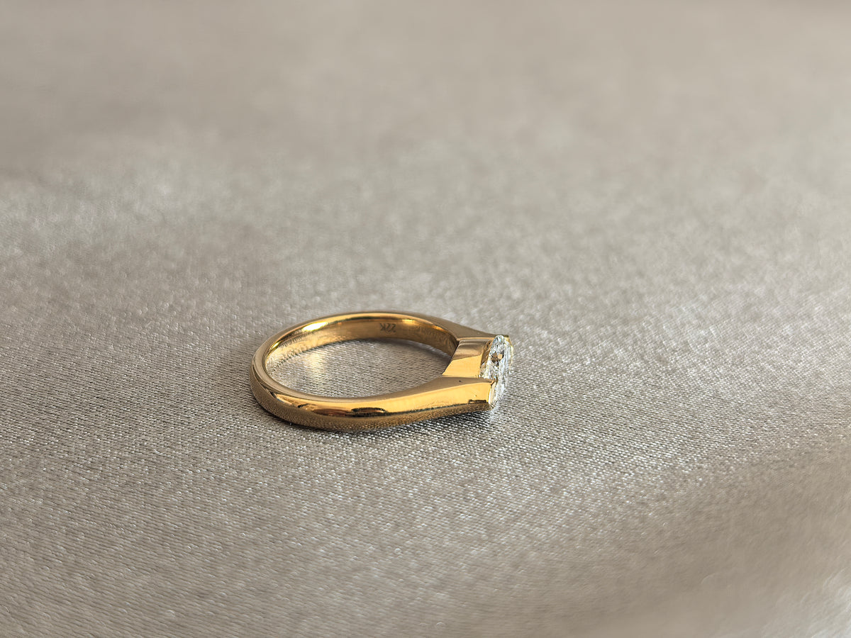 Juno Diamond MA-049 | 1 Carat Marquise-Cut Lab-Grown Diamond Partial Bezel Yellow Gold Ring