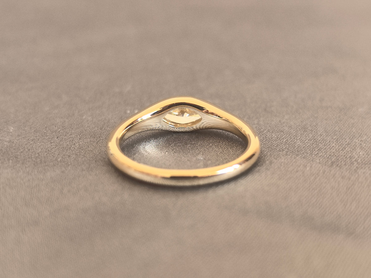 Juno Diamond MA-071 | Marquise Lab-Grown Diamond Bezel Ring In Yellow Gold With Sculpted Contour