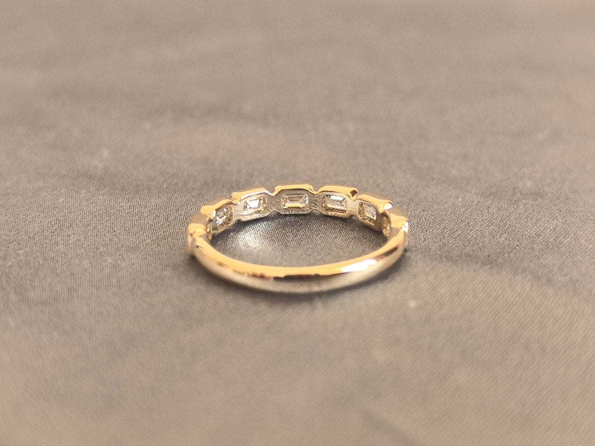 Juno Diamond AC-017 | Five-Stone Full-Bezel Asscher Lab-Grown Diamond Band in Yellow Gold