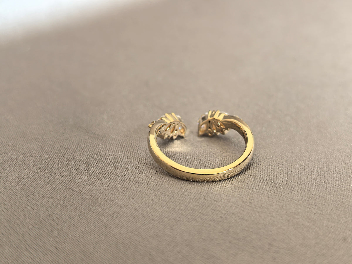 Juno Diamond MA-053 | Two-Stone Marquise-Cut Lab-Grown Diamond Ring With Graduated Marquise And Round Accent Diamonds