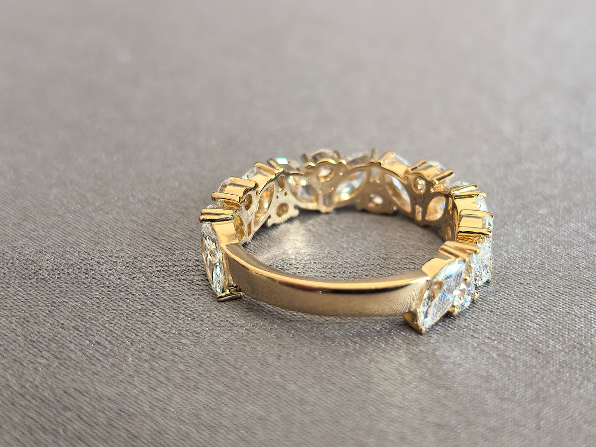 Juno Diamond MX-009 | Alternating Marquise-Cut and Round-Cut Lab-Grown Diamond Band in Yellow Gold