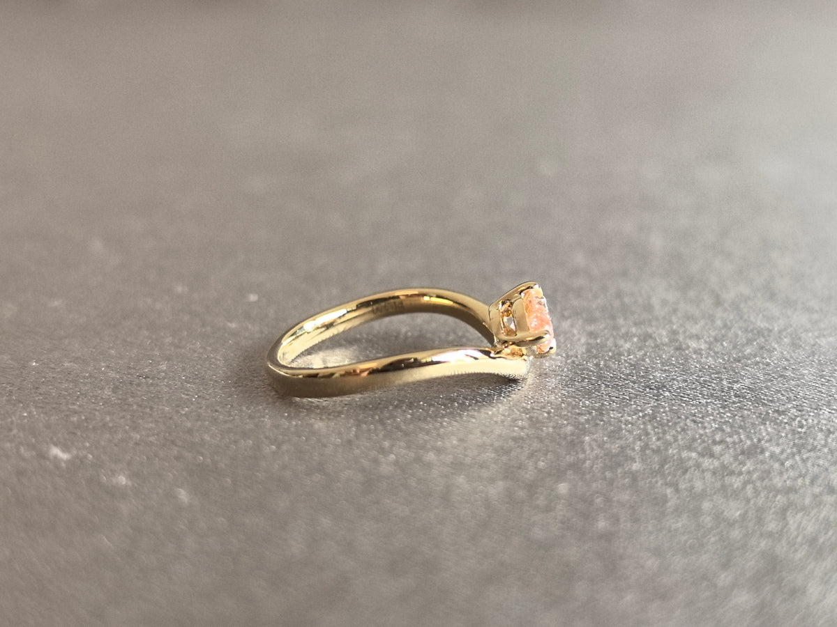 Juno Diamond MA-074 | 0.6 Carat Pink Marquise-Cut Lab-Grown Diamond Split-Shank Solitaire Ring