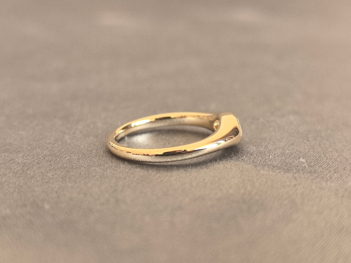 Juno Diamond MA-071 | Marquise Lab-Grown Diamond Bezel Ring In Yellow Gold With Sculpted Contour