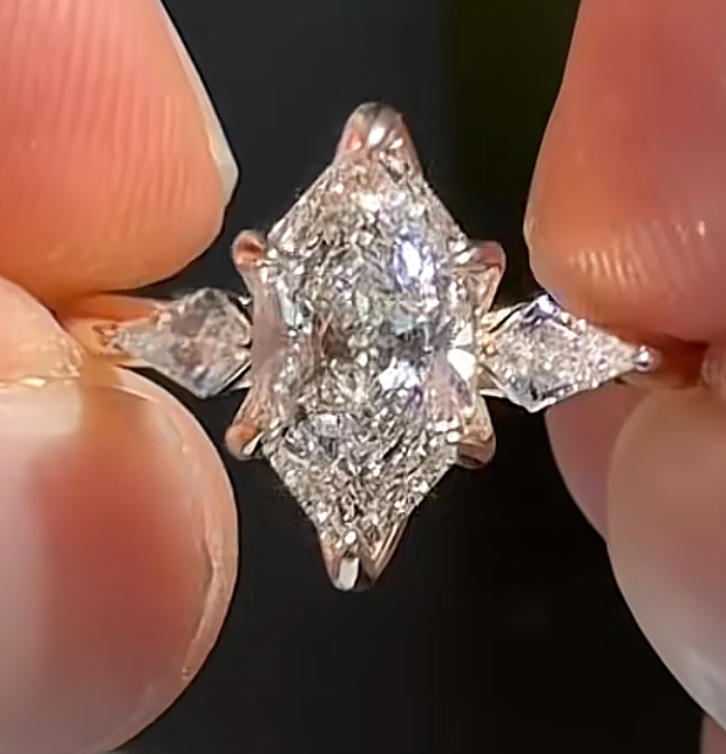 Juno Diamond A link for Faith Cass to pay Custom Order