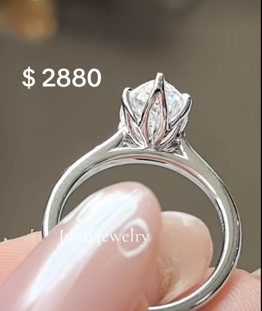 Juno Diamond A link for Hazel Robinson to pay Custom Order