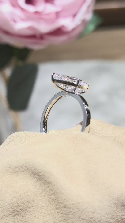 Extra-Long Proportion | Marquise-Cut Ring | Smooth Band | Low-Set Design | Lab-Grown Diamond