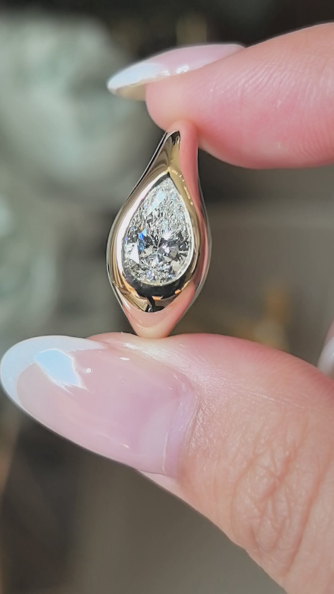 14K Gold Polished Ring | Horizontal pear Diamond | Modern Solitaire Ring | Asymmetrical Design pinky Ring