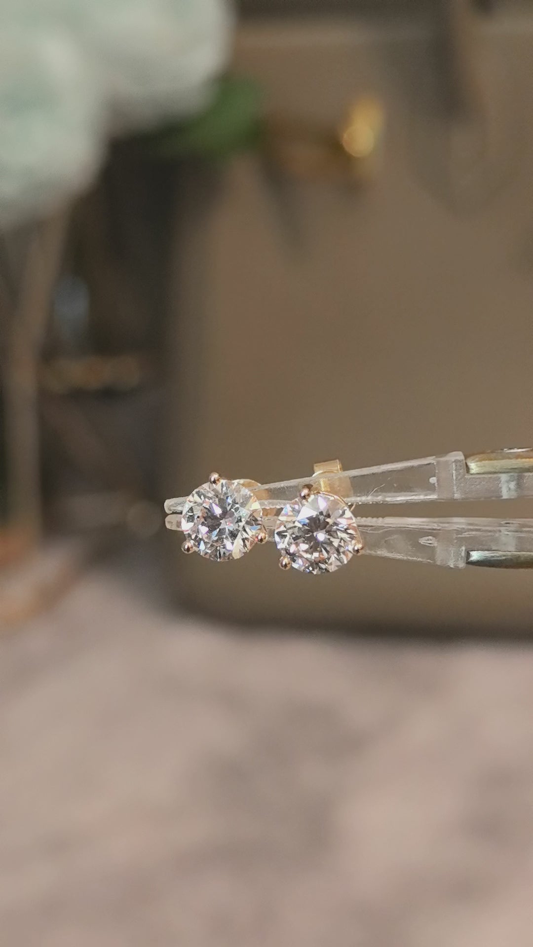 E-017 | Round Shape Diamond Earrings | Three Prong Setting | Unique Design