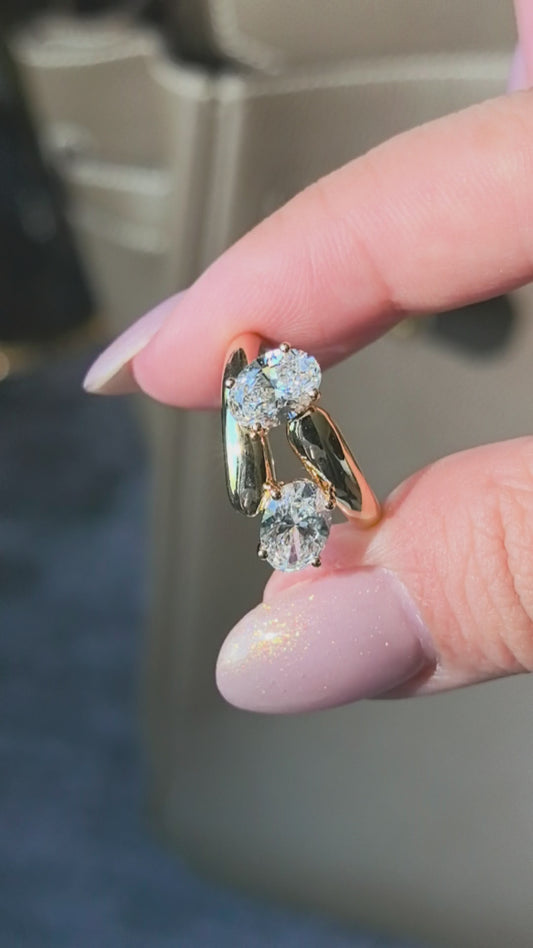Twisted Band Dual Oval Lab Diamond Ring | 14K Gold | Architectural Elegance