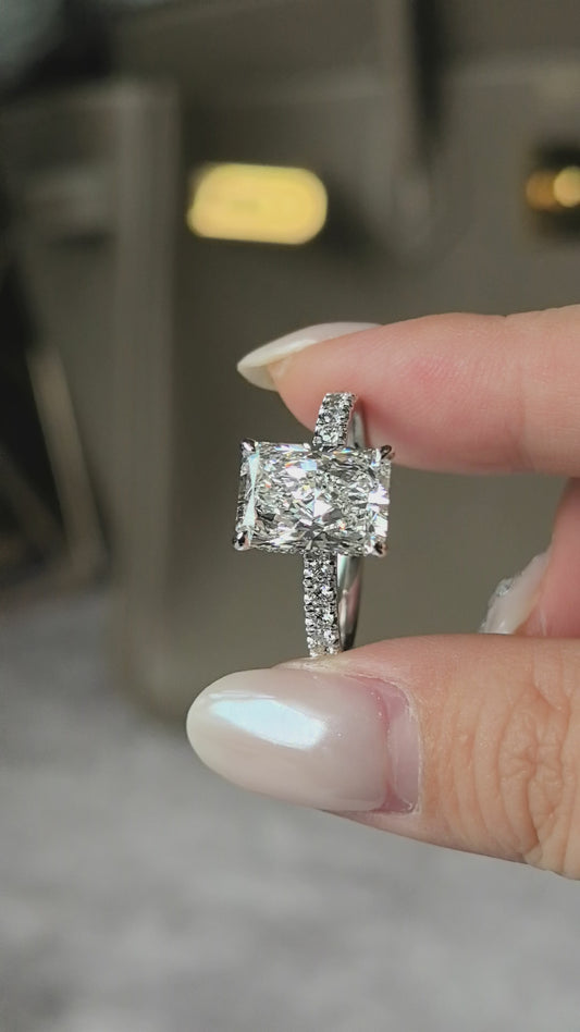 RD-006 |Radiant Diamond | Round Diamond Accents | Round Shank| Half Eternity Ring