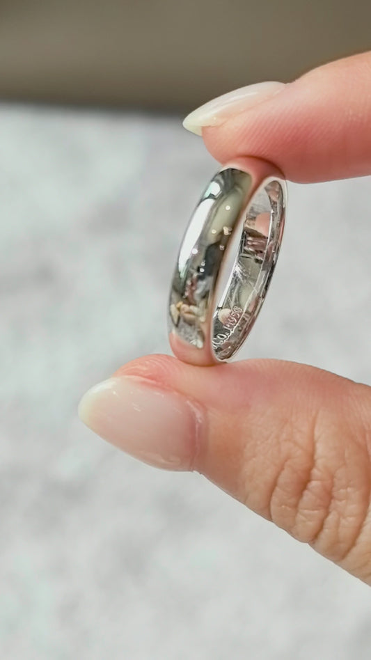 Platinum Wide Comfort Fit Band | Curved Heavyweight Ring