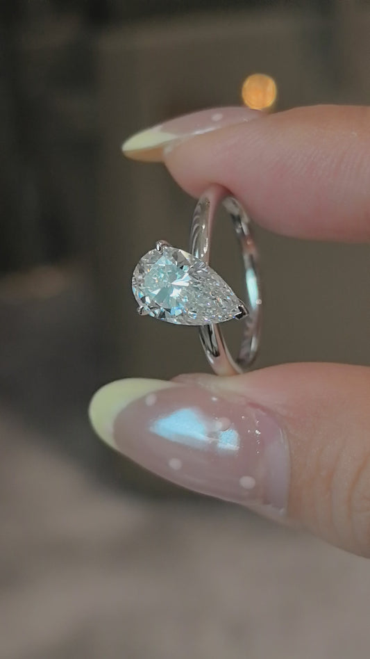 PE-012 | Pear Shape Diamond Ring | Three Prong Setting | Round Shank