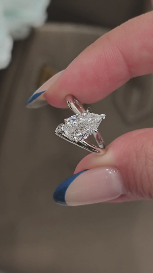 Pear Cut Lab Diamond Ring | Twisted Band | Minimalist Design | 14K Gold