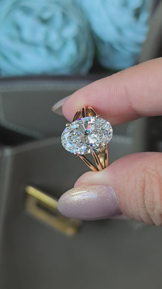Oval Lab Grown Diamond Ring | Linear Design | 4-Prong Setting | 14K Gold | Architectural Elegance