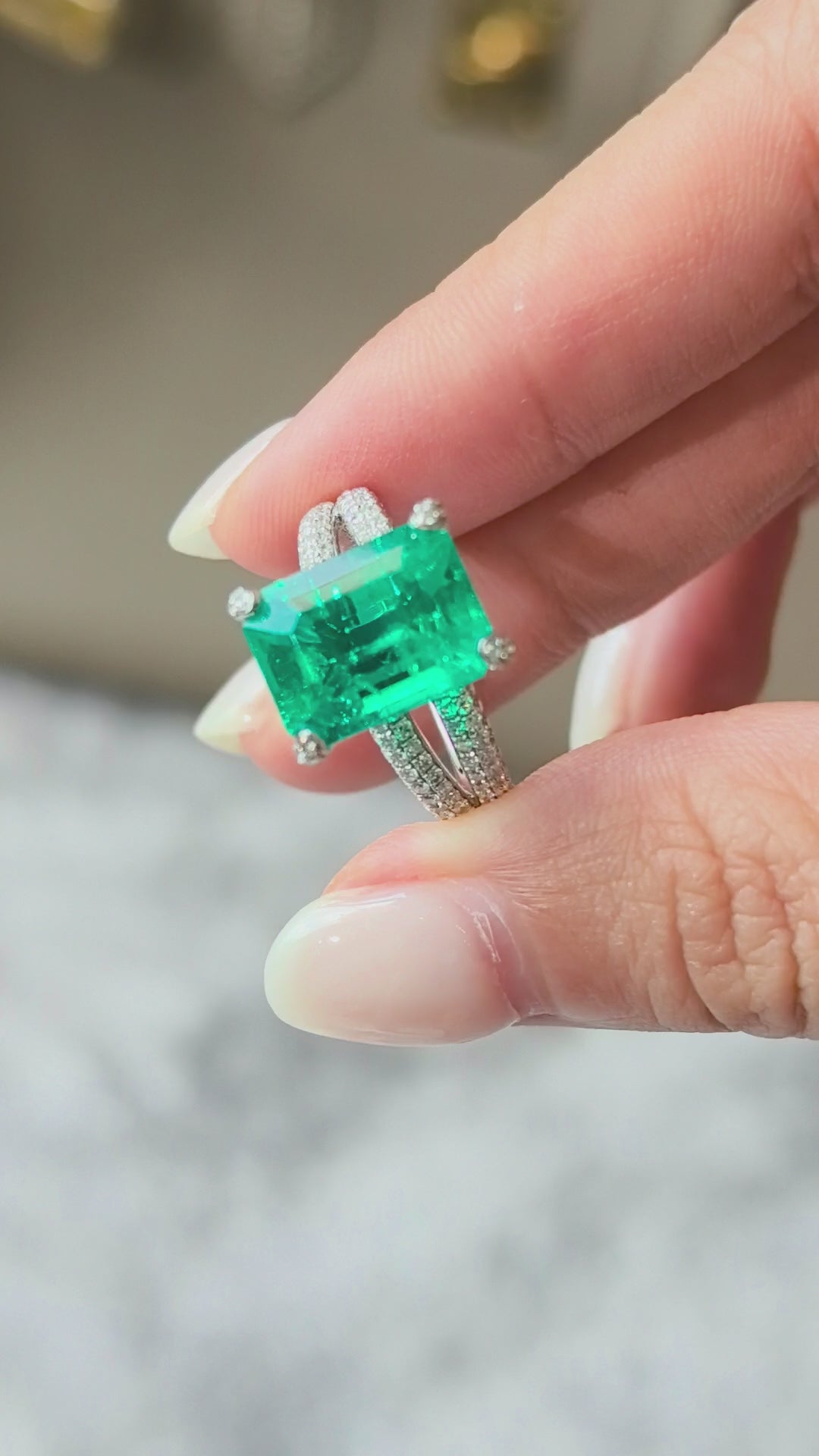 4.2ct 5.3g Emerald Cut Emerald Lab Gemstone Ring | Split Shank | Half Pavé