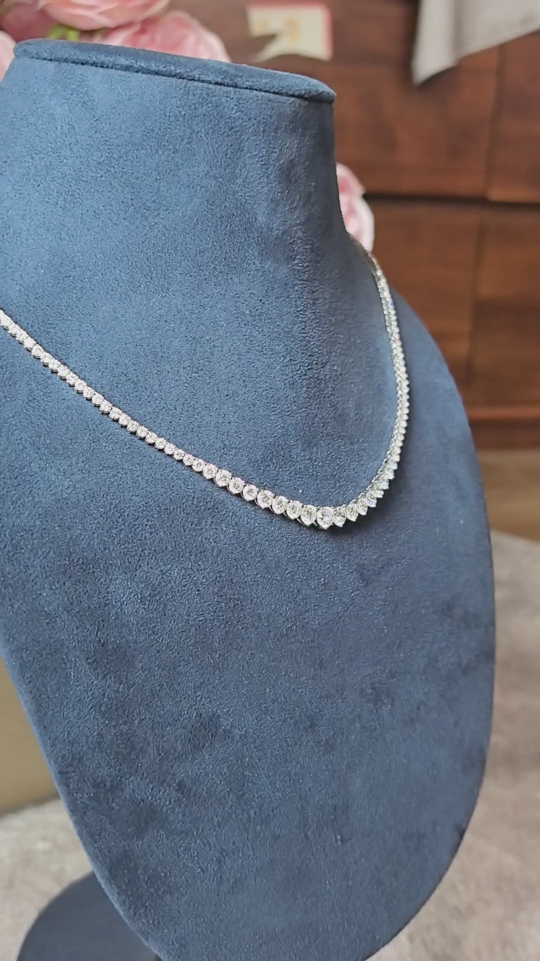 Platinum Round Lab-Grown Diamond Gradient Tennis Necklace | Delicate and Timeless | graduated Riviera style necklace