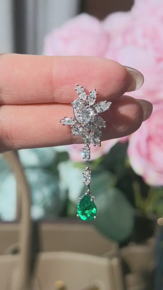 4ct 8g Vintage Pear Cut Emerald & Diamond Drops