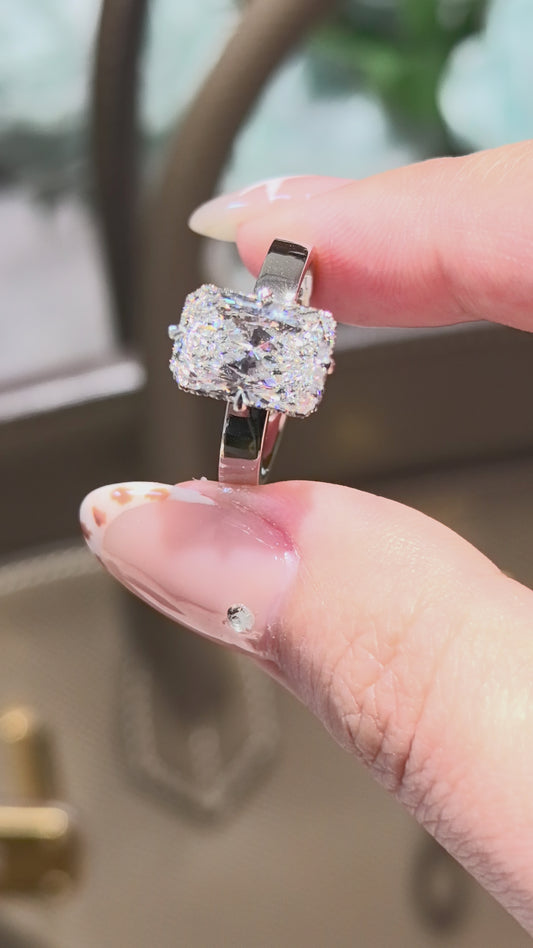 Brilliant Cut Ring | Wide Band | Four-Prong Setting in North, South, East, and West Directions | Lab-Grown Diamond