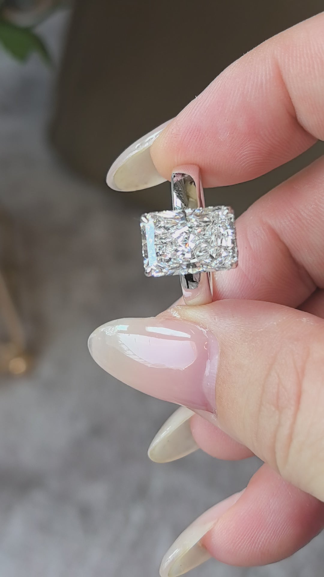 RD-019 | Radiant cut | set with a circle of small diamonds | extra-wide ring band